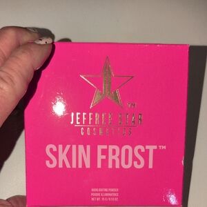 Jeffree Star Skin Frost Highlighter - Vibrant Pink